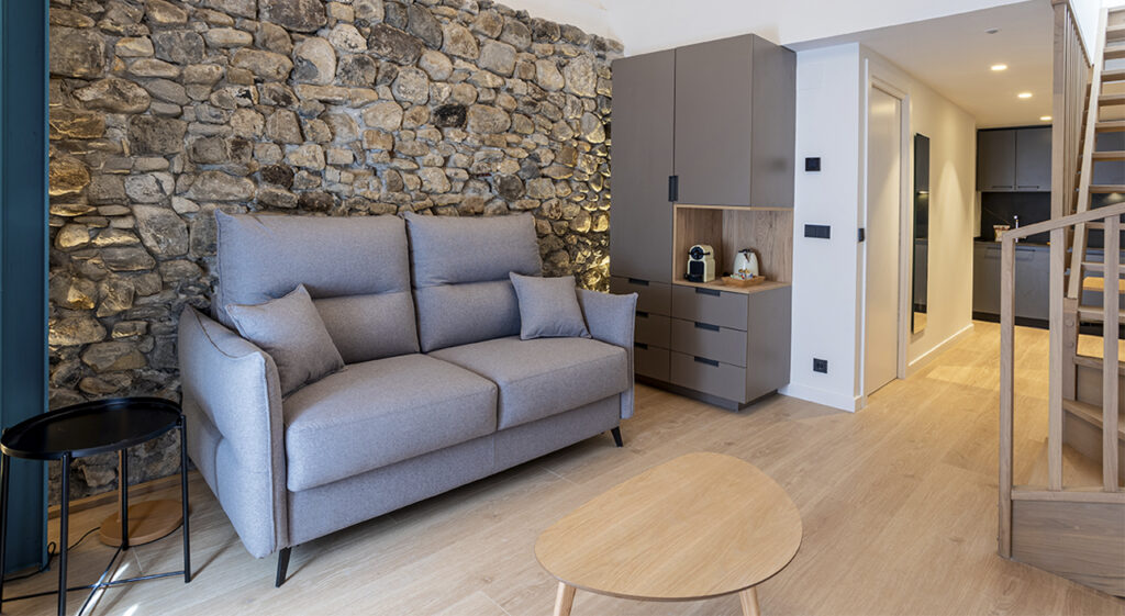 Reforma, rehabilitación y diseño de apartamentos turísticos en Bermeo, Bizkaia