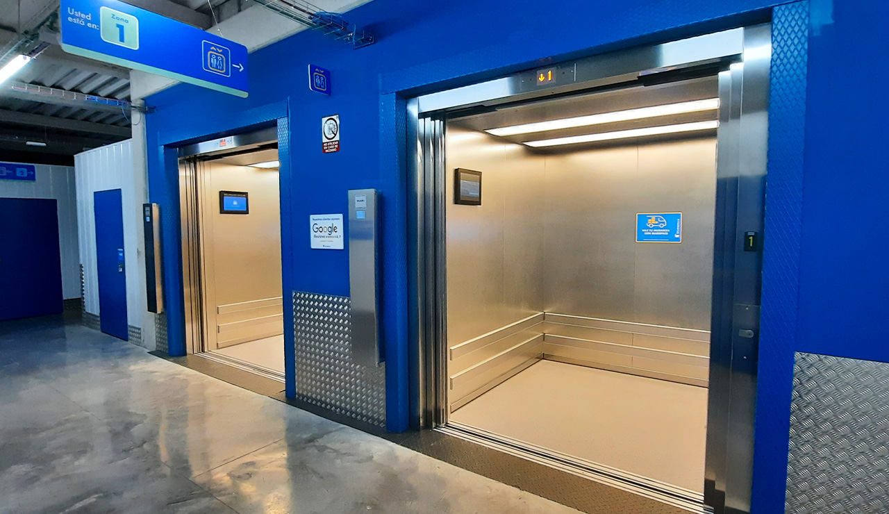 Reforma y rehabilitación de un edificio industrial destinado a almacenaje en Vitoria